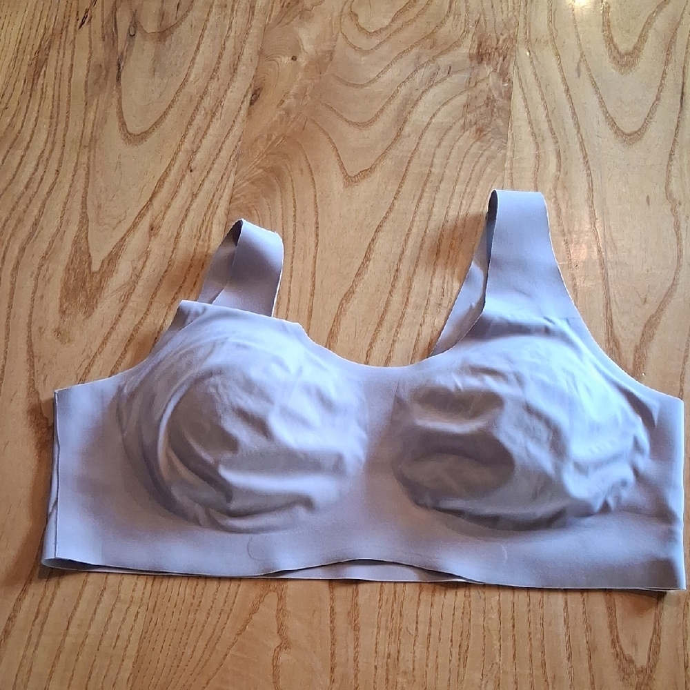 Seamless Gray Bralette